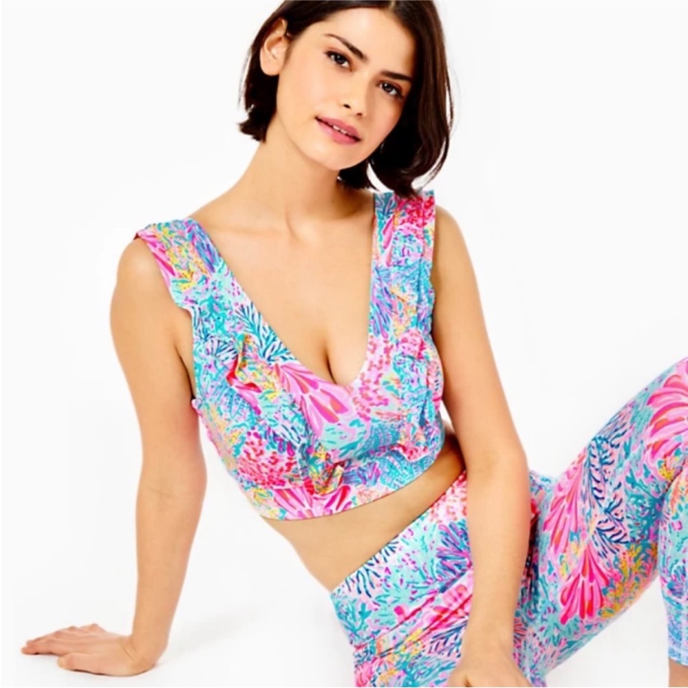 Lilly Pulitzer Multi Splashdance UPF
50+ Luxletic Sucre Ruffle Sports Bra NWOT